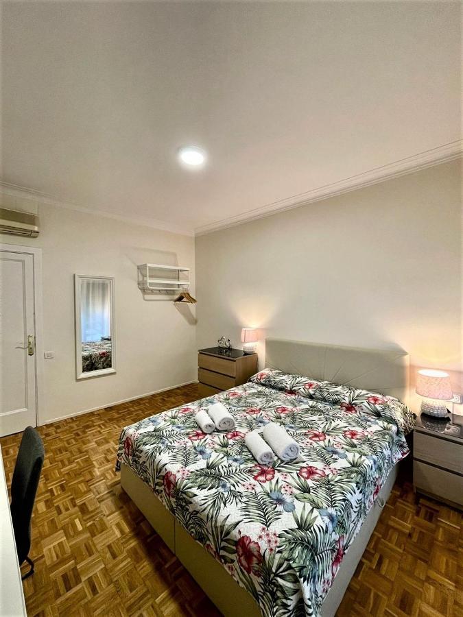 Villarroel Habitaciones Barcelona Eksteriør billede