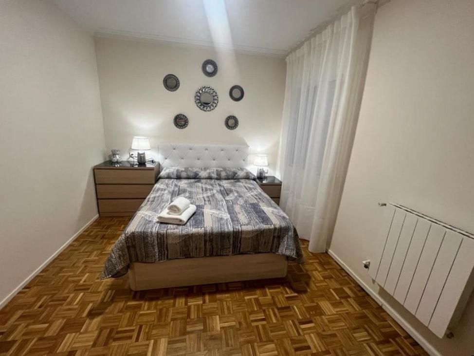 Villarroel Habitaciones Barcelona Eksteriør billede