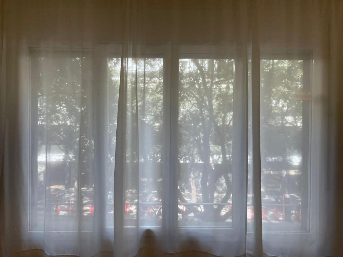 Villarroel Habitaciones Barcelona Eksteriør billede