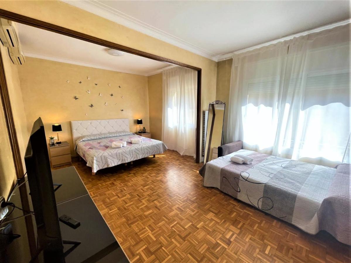 Villarroel Habitaciones Barcelona Eksteriør billede