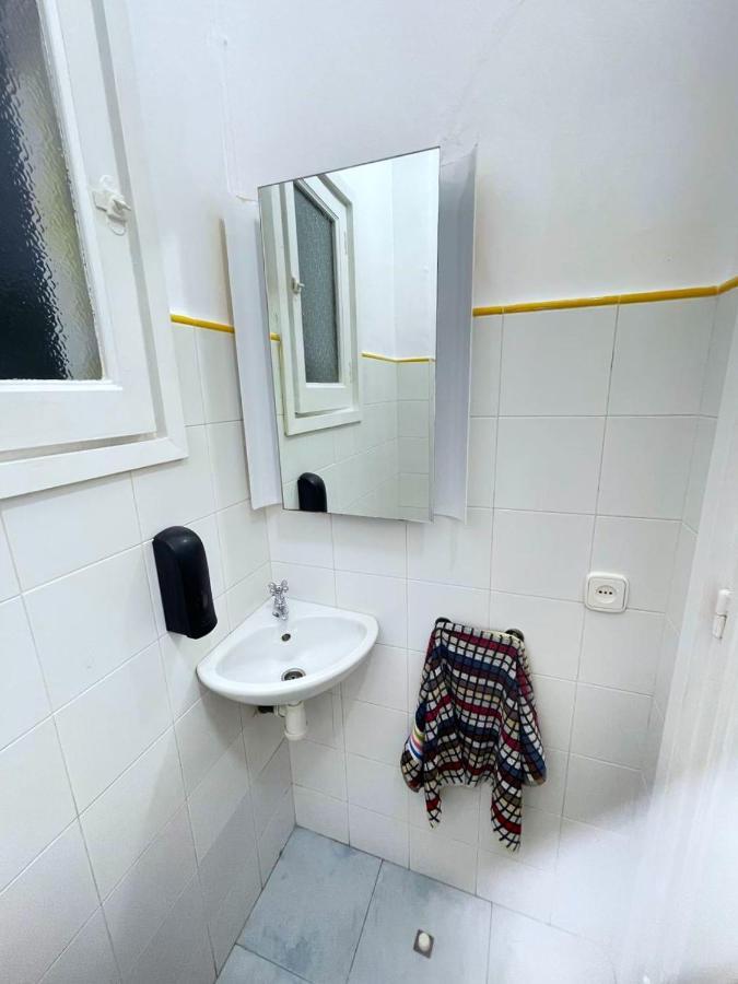 Villarroel Habitaciones Barcelona Eksteriør billede